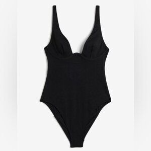 NWOT Underwire High-leg Swimsuit